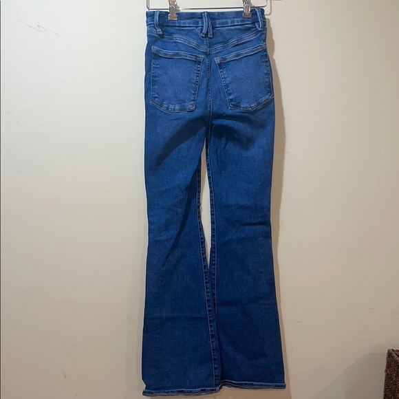 Women's Good American Pull On Flared Jeans - Picture 7 of 8